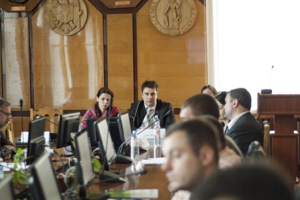 Holding flower, by Anthony Tran