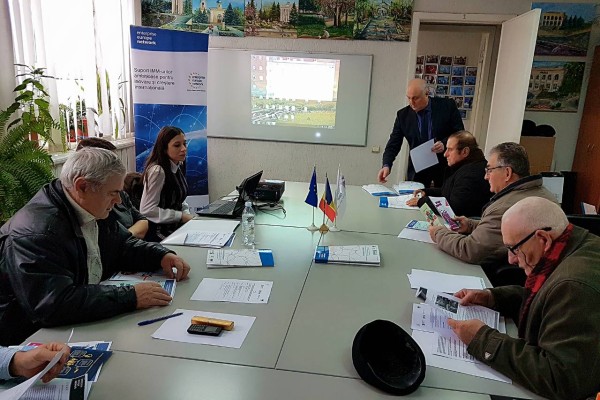 Holding flower, by Anthony Tran